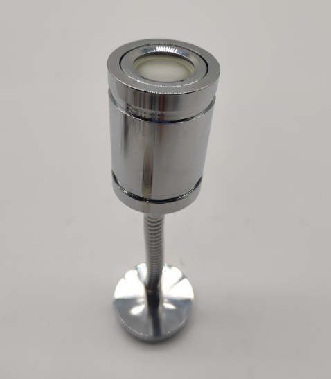 เหตุใดไฟรถยนต์จึงจำเป็นสำหรับการขับขี่ในเวลากลางคืนอย่างปลอดภัย